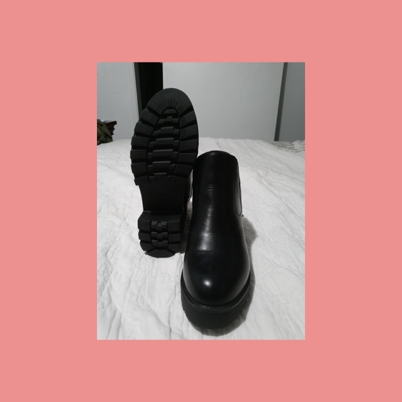 Platform Boots - Picture 1 of 3